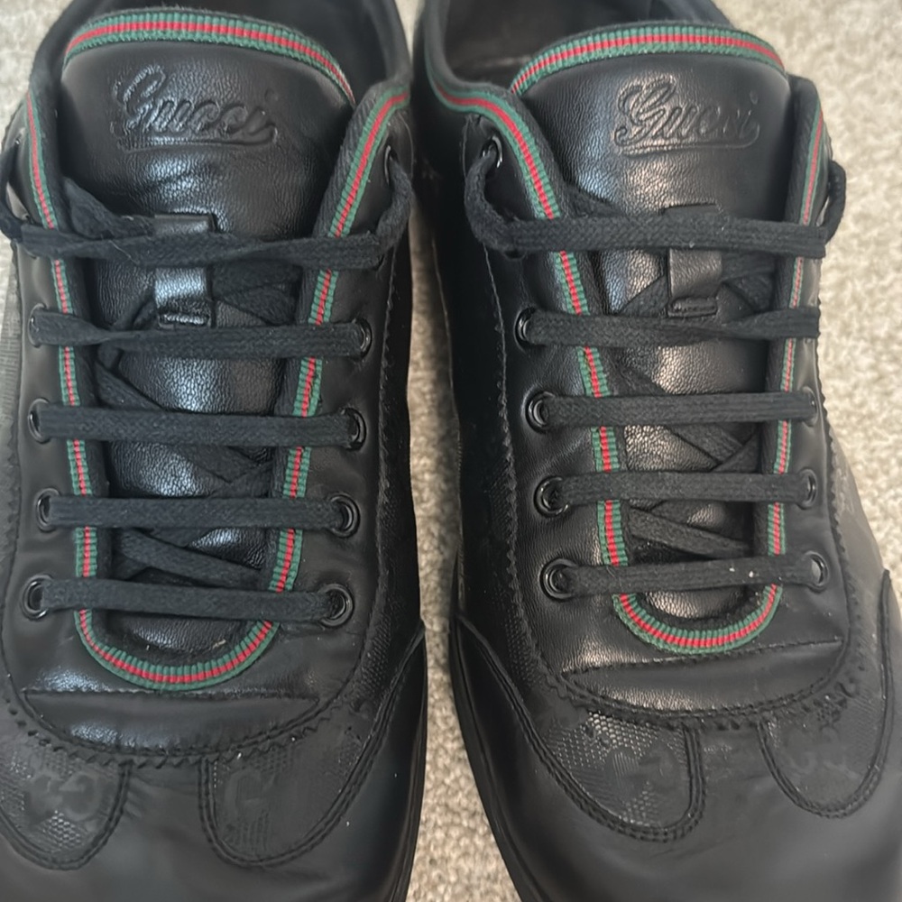 Gucci Black Sneakers with Red & Green Trim - Picture 2 of 10
